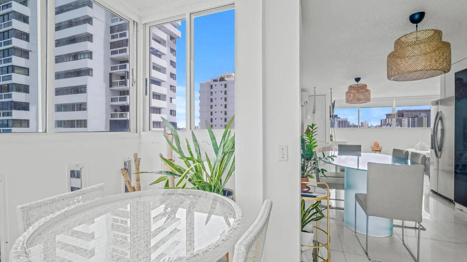 Million Dollar Ocean And City View Penthouse Suite San Juan